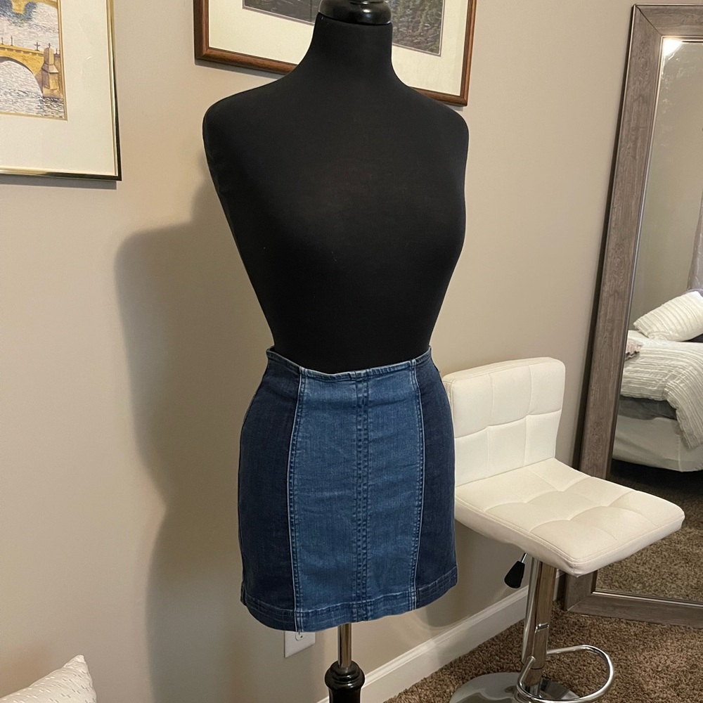 Dual denim skirt.